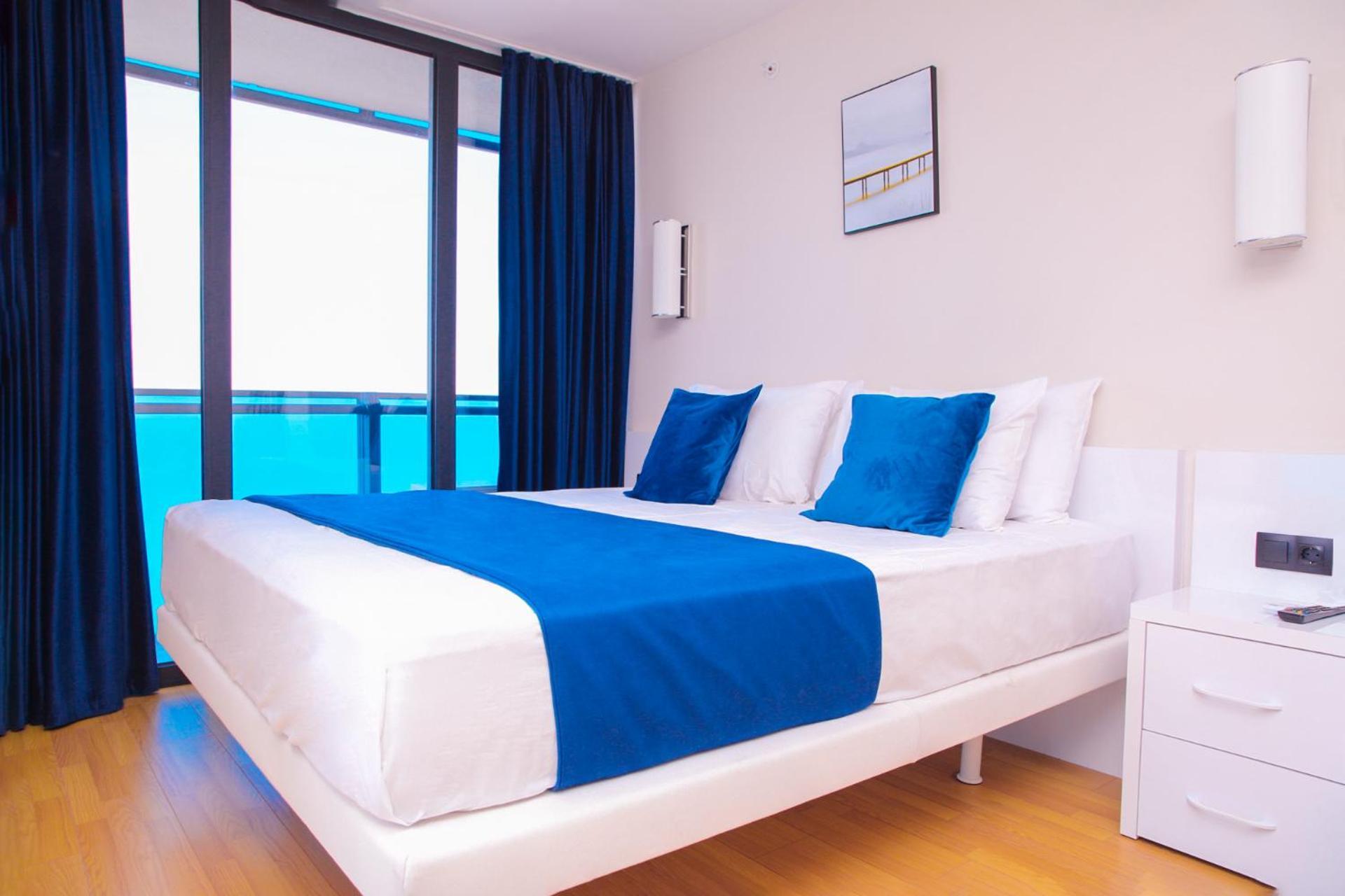 Luxury Beach Front Hotel Batumi Exterior photo