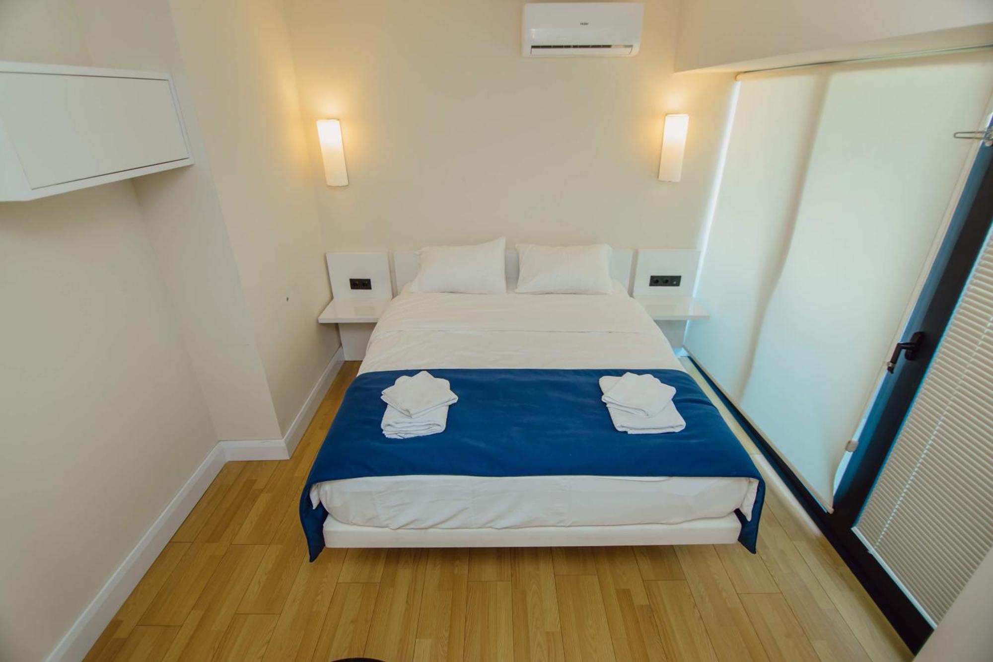 Luxury Beach Front Hotel Batumi Exterior photo