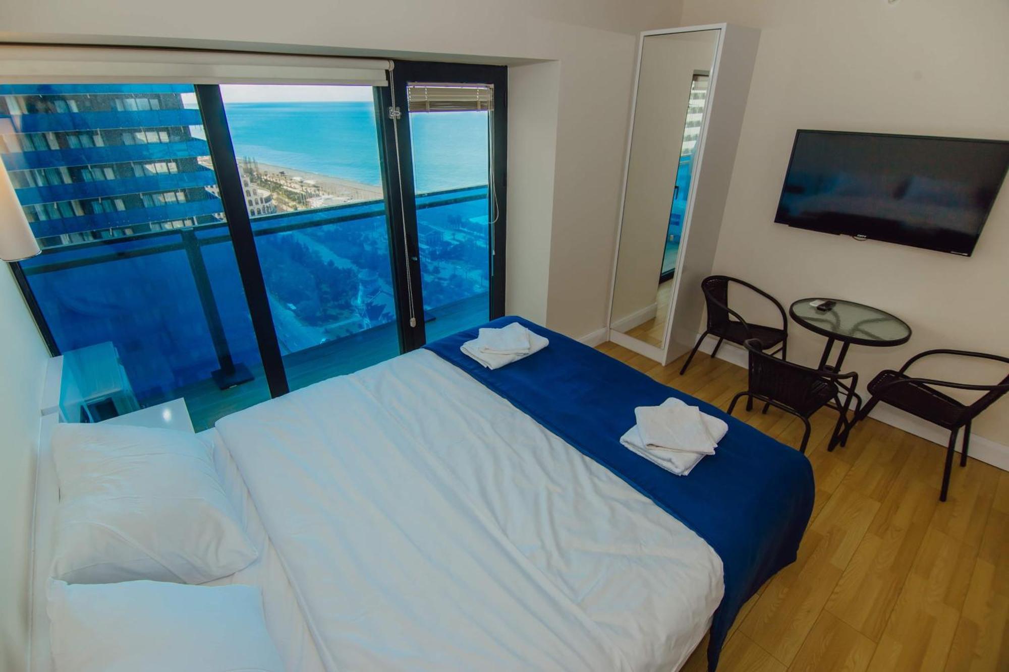 Luxury Beach Front Hotel Batumi Exterior photo